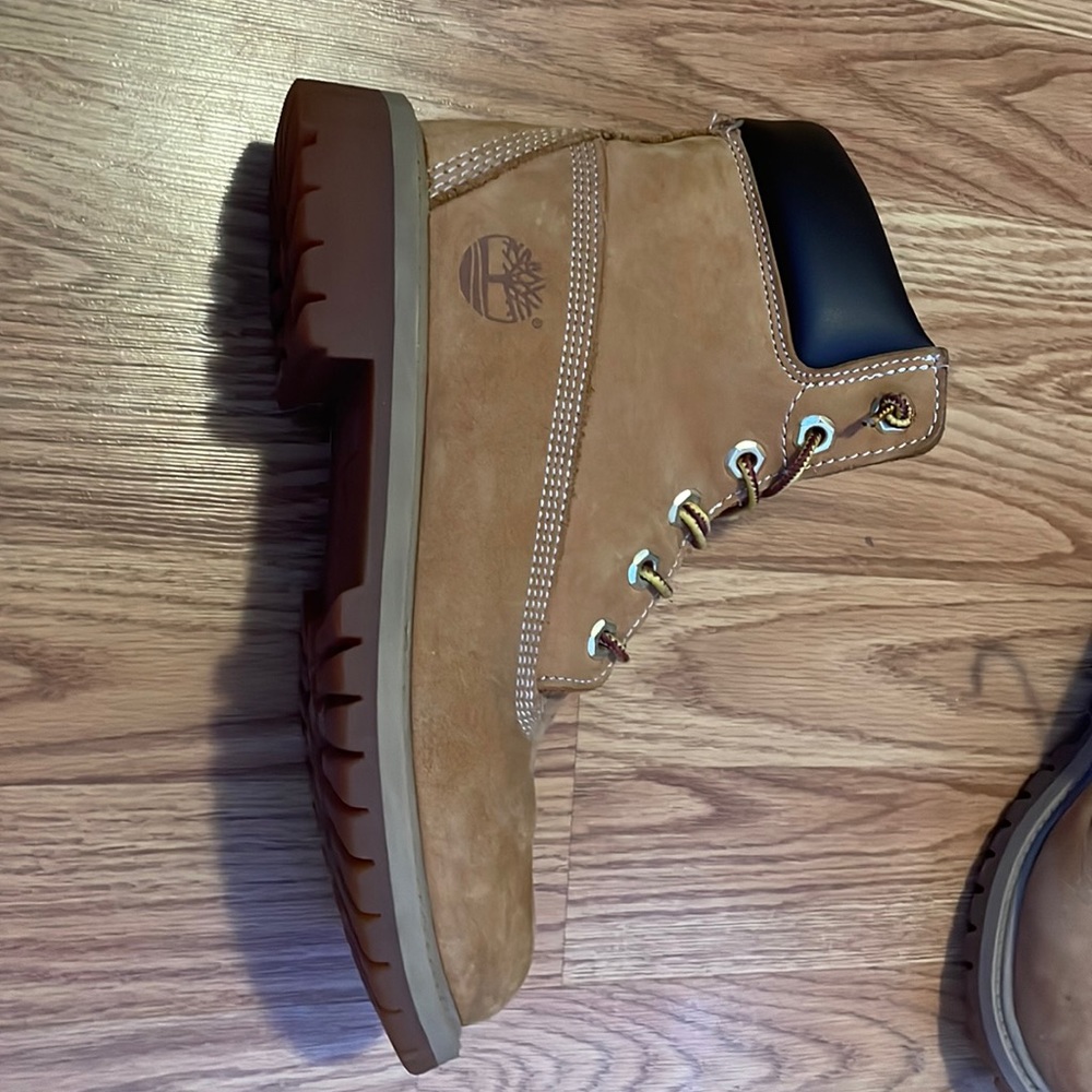 Timberland classic boots, size 4